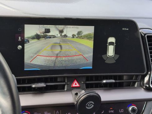 Used 2023 Kia Sportage EX FWD image 24