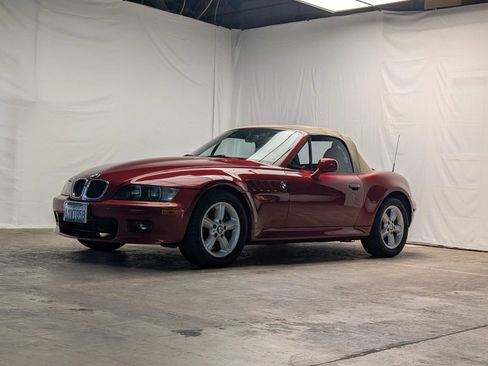 Used 2001 BMW Z3 2.5i RWD image 3