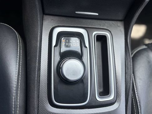 Used 2015 Chrysler 300 S RWD image 22