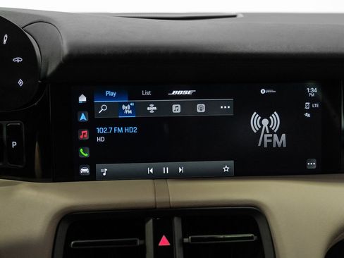 Used 2022 Porsche Taycan 4S image 29