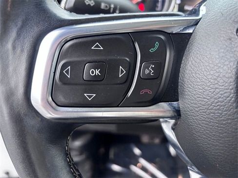 Certified 2020 Jeep Gladiator Overland image 16