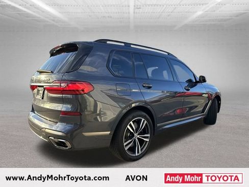 Used 2021 BMW X7 M50i w/ Dynamic Handling Package AWD/4WD image 8