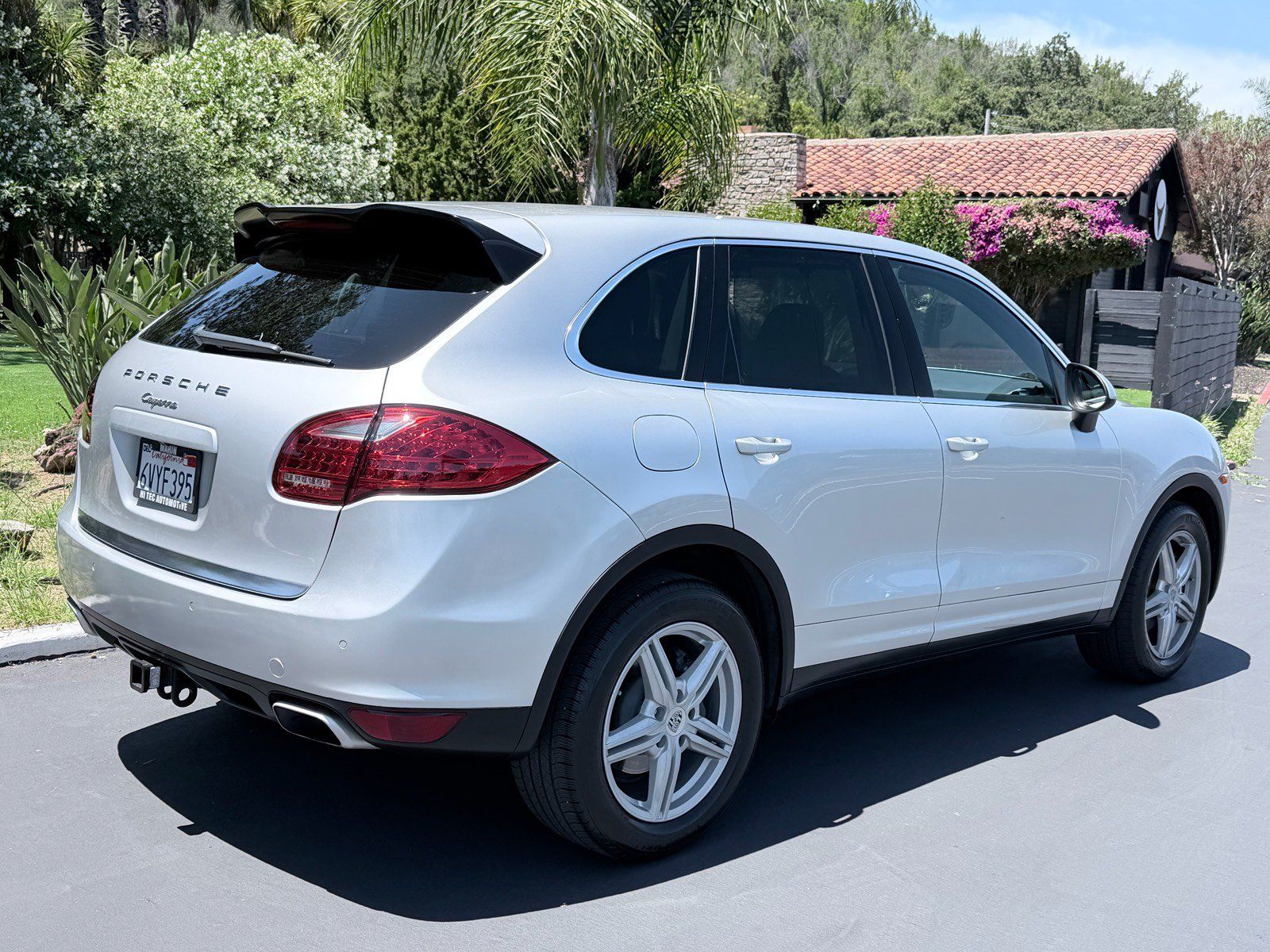 Used 2012 Porsche Cayenne AWD/4WD image 6