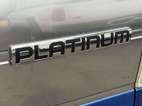 Used 2011 Ford F150 STX w/ STX Decor Pkg image 6