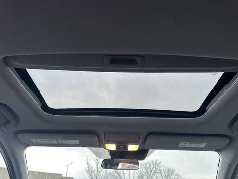 Used 2018 Honda CR-V EX image 17