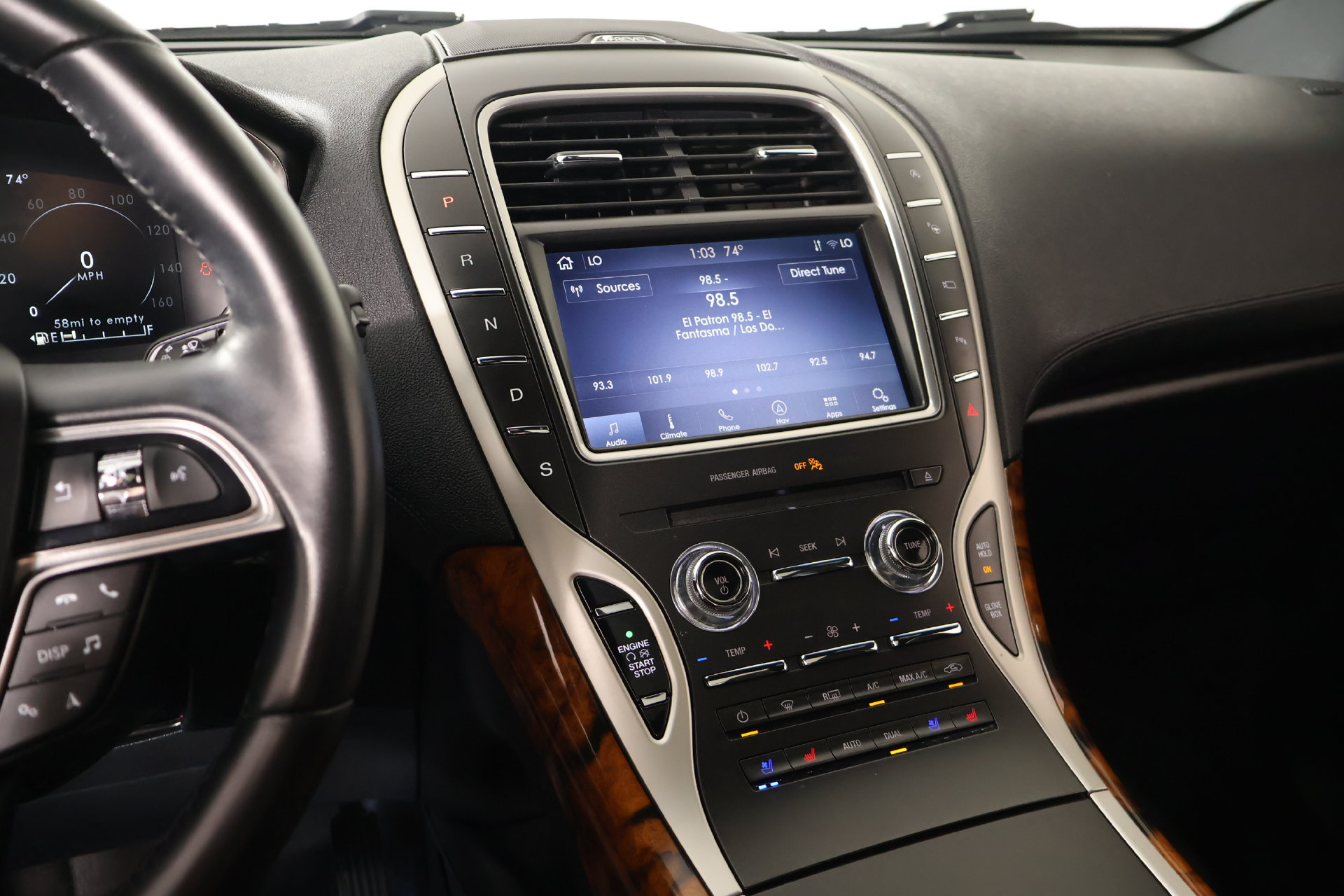 Used 2020 Lincoln Nautilus Reserve w/ Equipment Group 201A AWD/4WD image 5