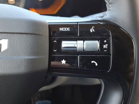 New 2026 Kia Sorento S w/ S Panoramic Sunroof Package image 22