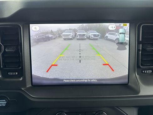 Used 2025 Ford Bronco Badlands image 19