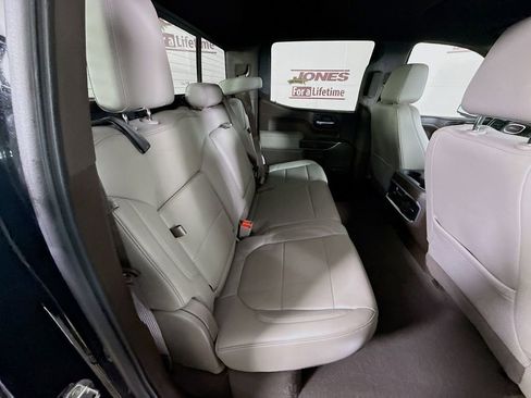 Used 2020 GMC Sierra 1500 SLT w/ SLT Premium Plus Package AWD/4WD image 32