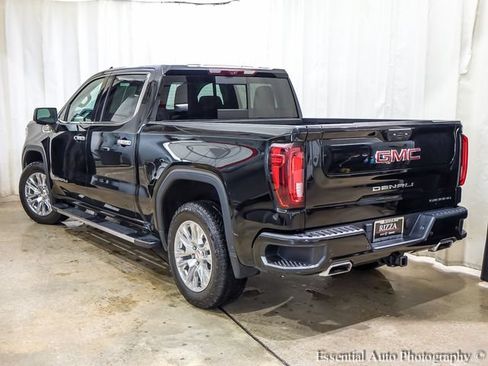 Used 2024 GMC Sierra 1500 Denali w/ Technology Package AWD/4WD image 9
