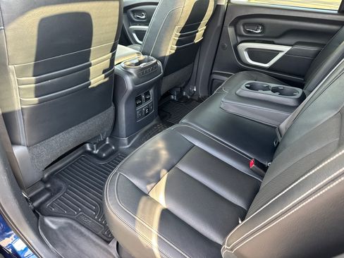 Used 2018 Nissan Titan PRO-4X w/ Pro-4x Convenience Package AWD/4WD image 20