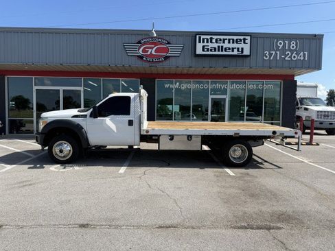 Used 2015 Ford F550 4x4 Regular Cab Super Duty image 5