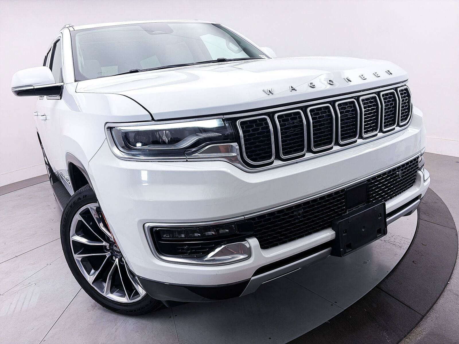 Used 2022 Jeep Wagoneer Series II w/ Premium Group I RWD image 3