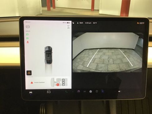 Used 2022 Tesla Model Y Performance image 19