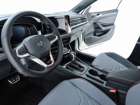 New 2026 Volkswagen Jetta GLI Autobahn FWD image 19