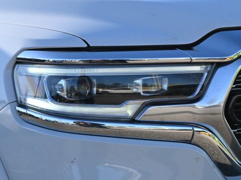 Used 2020 RAM 1500 Limited image 12