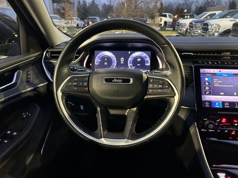 Used 2022 Jeep Grand Cherokee L Limited w/ Trailer Tow Group (B) image 10