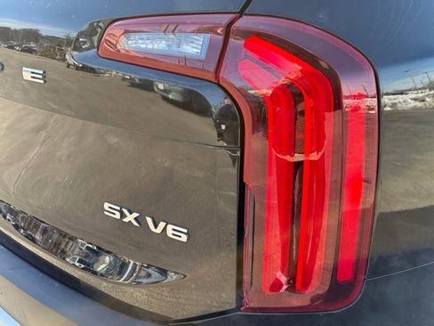 Used 2021 Kia Telluride SX w/ SX Prestige Package image 18