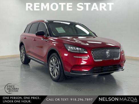 Used 2022 Lincoln Corsair FWD w/ Premium Package image 4