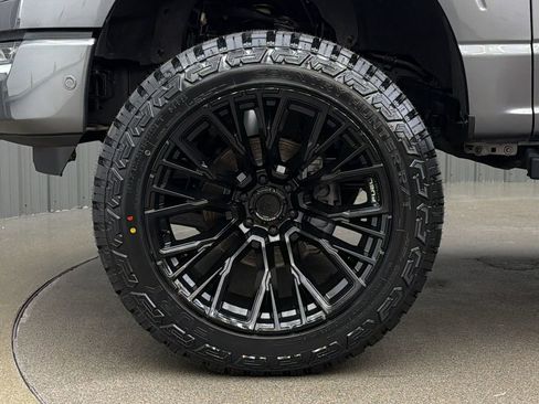 Used 2022 Ford F150 Lariat w/ Equipment Group 502A High image 10