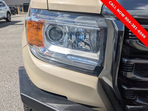 Used 2022 GMC Canyon AT4 w/ Trailering Package image 10