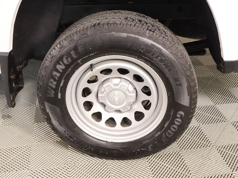 Used 2023 Chevrolet Colorado W/T image 17