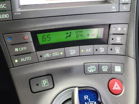 Used 2012 Toyota Prius Prime Advanced image 24