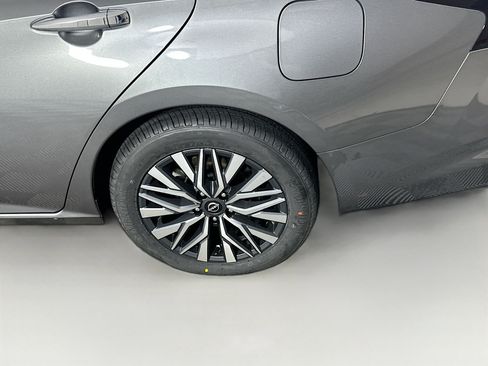 Used 2023 Nissan Altima 2.5 SV FWD image 11
