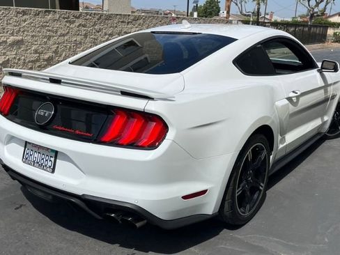 Used 2020 Ford Mustang GT Premium image 5
