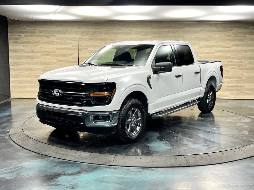 Used 2025 Ford F150 XLT w/ Equipment Group 301A Standard AWD/4WD image 5
