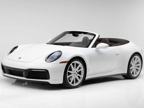 Used 2024 Porsche 911 Carrera image 9