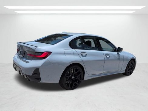 New 2026 BMW 330i Sedan w/ M Sport Package RWD image 4