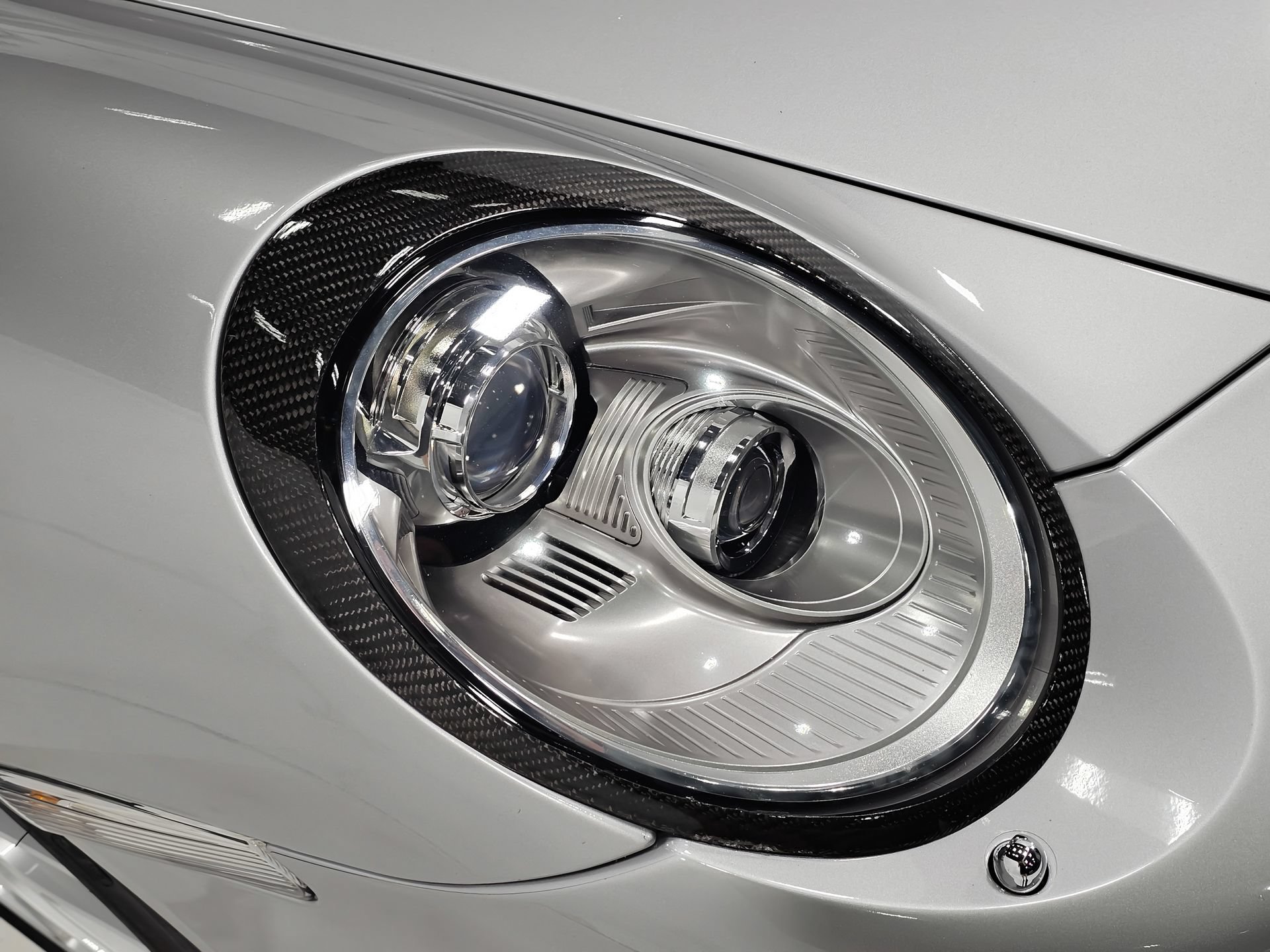 Used 2011 Porsche 911 Turbo S AWD/4WD image 8