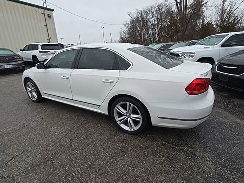 Used 2014 Volkswagen Passat TDI SE FWD image 4