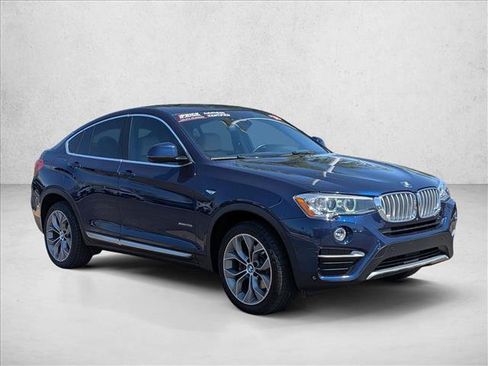 Used 2018 BMW X4 xDrive28i AWD/4WD image 3