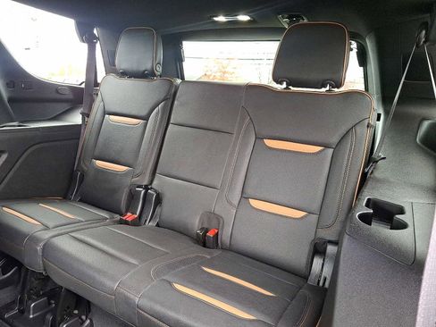 Used 2022 GMC Yukon AT4 image 12