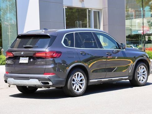 Used 2021 BMW X5 xDrive45e w/ Premium Package AWD/4WD image 4