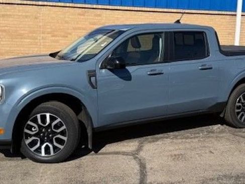 Used 2024 Ford Maverick Lariat w/ 4K Tow Package image 2