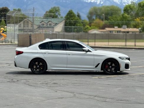 Used 2022 BMW M550i xDrive w/ Executive Package AWD/4WD image 4