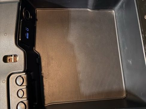 Used 2017 RAM 1500 Outdoorsman image 26