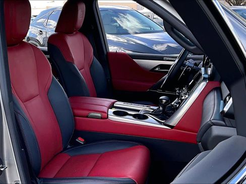 Used 2024 Lexus LX 600 F Sport image 8