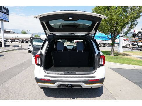 New 2026 Ford Explorer Tremor w/ Tremor Ultimate Package AWD/4WD image 15