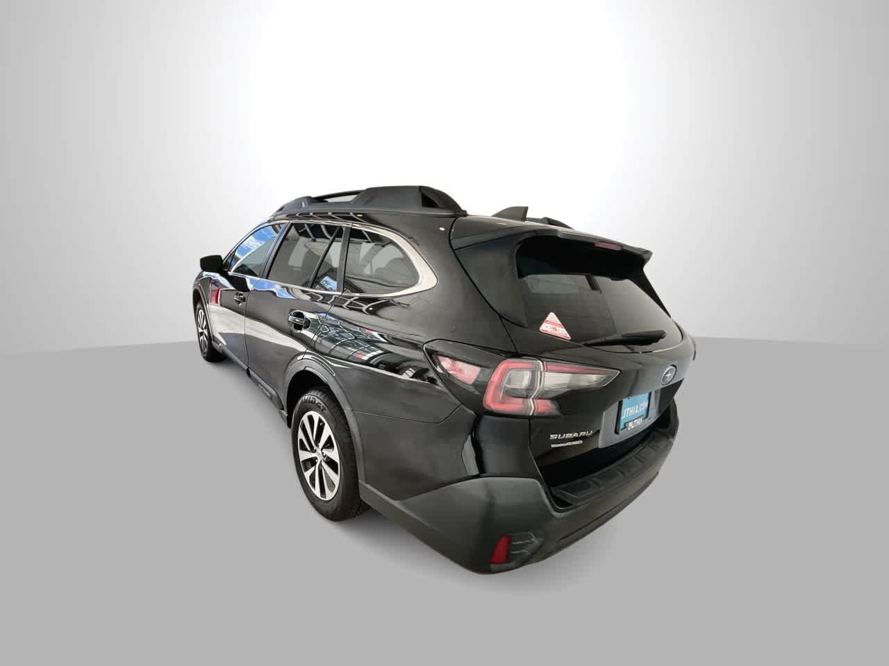 Used 2022 Subaru Outback AWD/4WD image 6