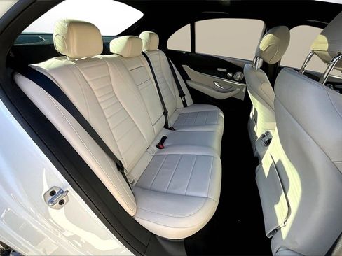 Used 2022 Mercedes-Benz E 350 Sedan image 24
