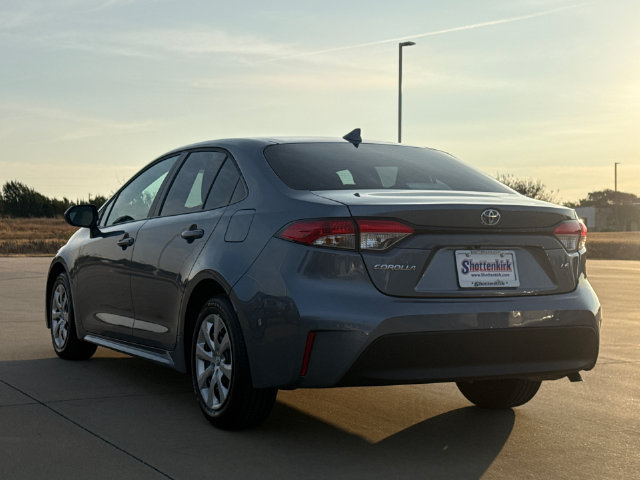 Used 2026 Toyota Corolla LE FWD image 6