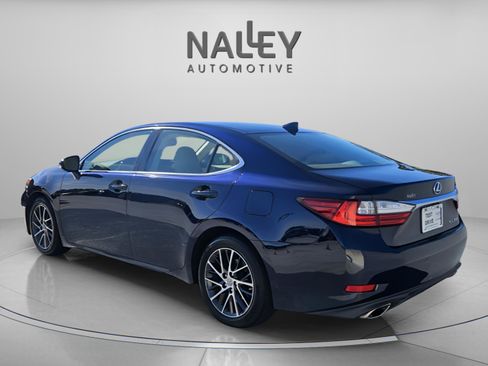Used 2017 Lexus ES 350 image 3