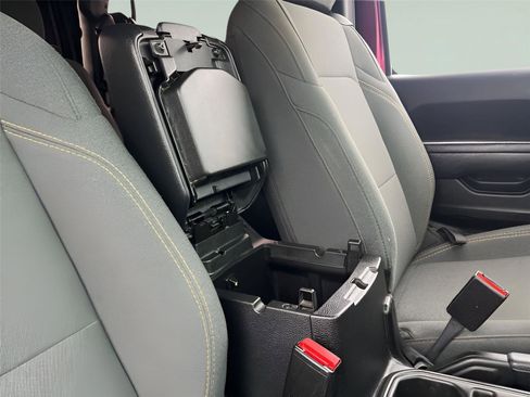 Used 2024 Jeep Wrangler Willys image 31