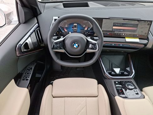 New 2026 BMW X3 xDrive30 w/ Premium Package image 11