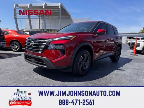 Used 2026 Nissan Rogue SV w/ Cold Weather Package FWD image 1