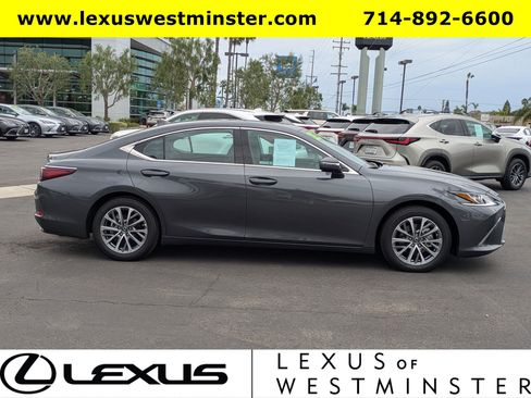 Certified 2025 Lexus ES 350 image 4